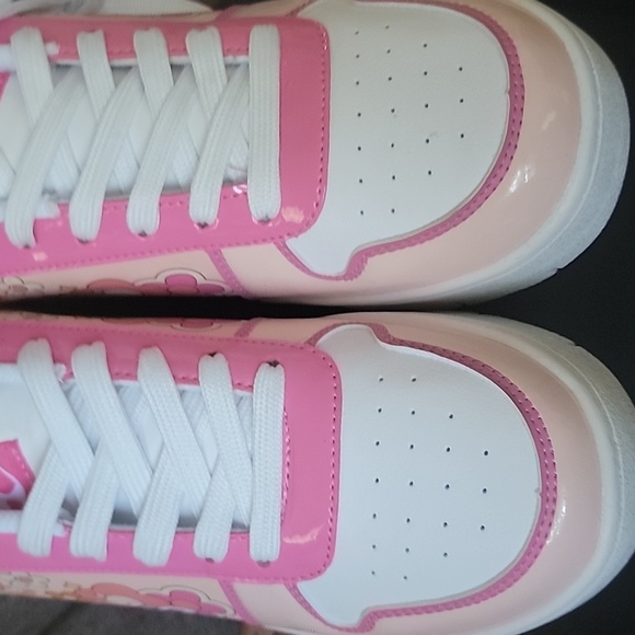 Women's Barbie by Mattel Pink Casual Court Sneaker - Picture 6 of 7